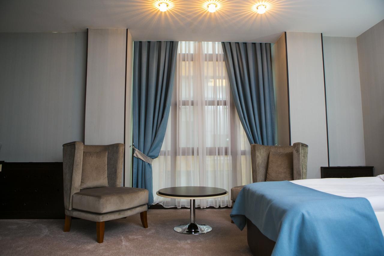 Azalea Hotel Baku Bagian luar foto
