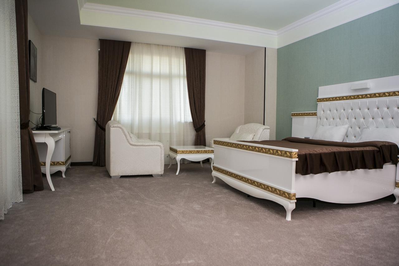 Azalea Hotel Baku Bagian luar foto