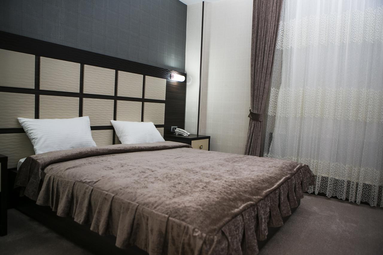 Azalea Hotel Baku Bagian luar foto