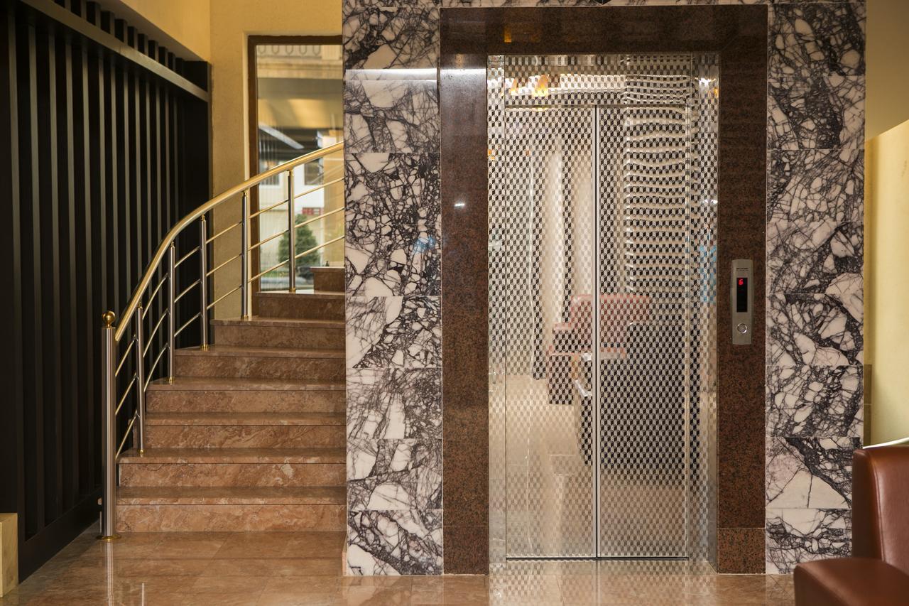 Azalea Hotel Baku Bagian luar foto